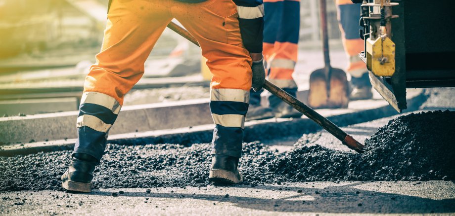 Teamwork on road construction