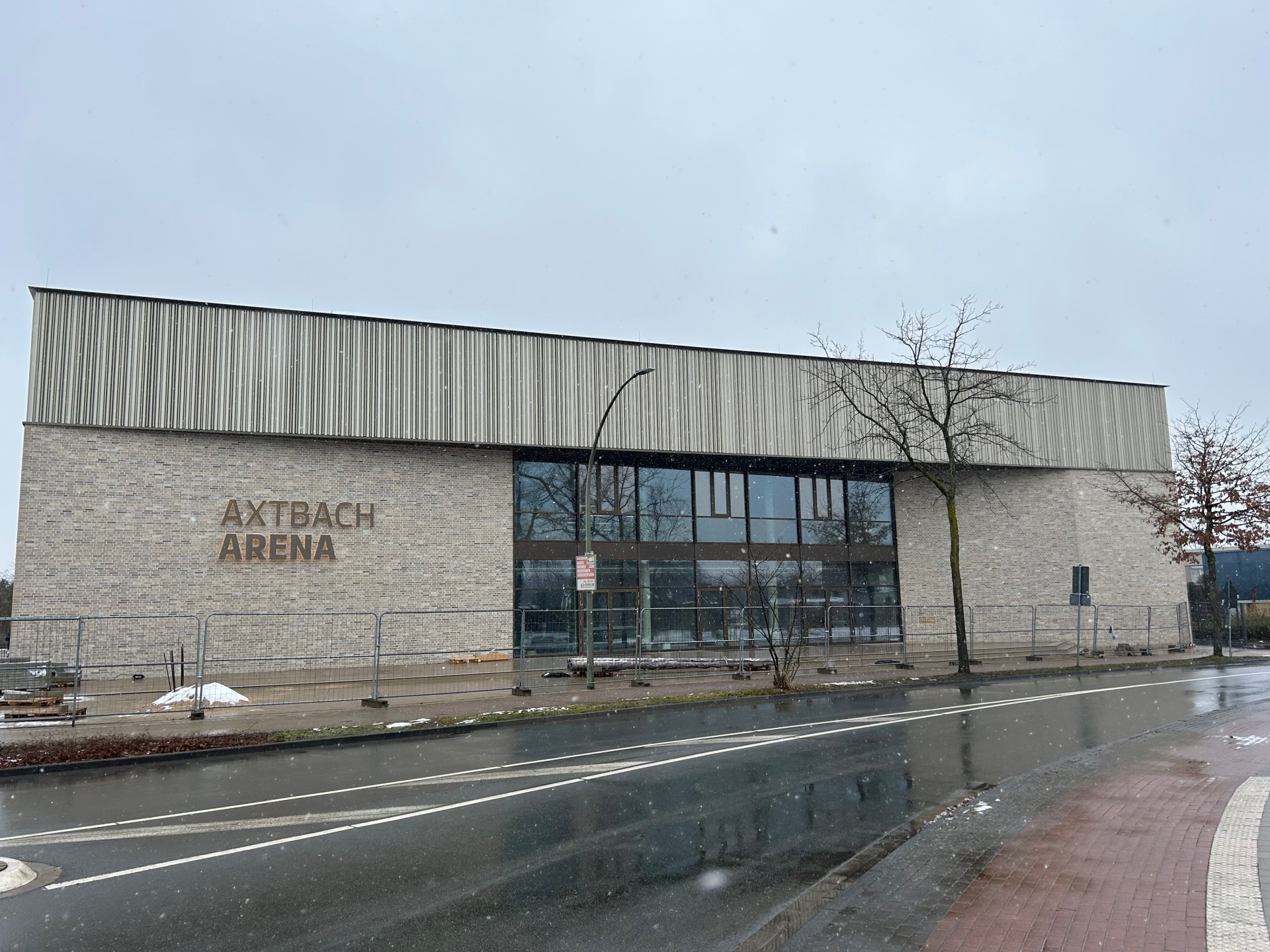 Außenansicht Axtbach-Arena