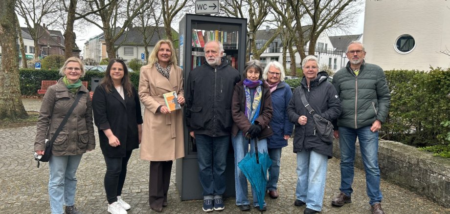 5 Jahre offener Bücherschrank 5 Jahre offener Bücherschrank