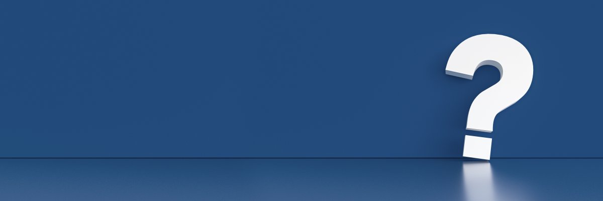 Weißes Fragezeichen auf blauem Grund