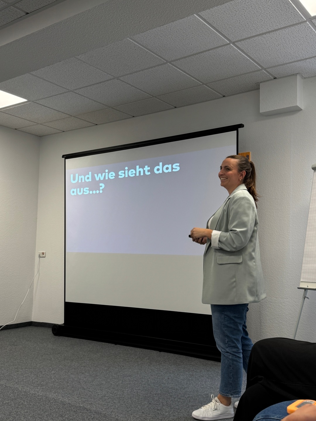 Frau Ruhr während eines Vortrags