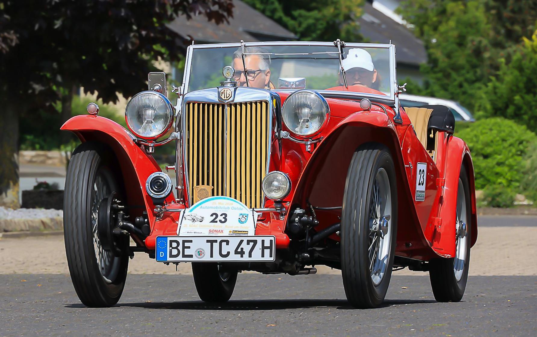 Rotes Oldtimer Auto
