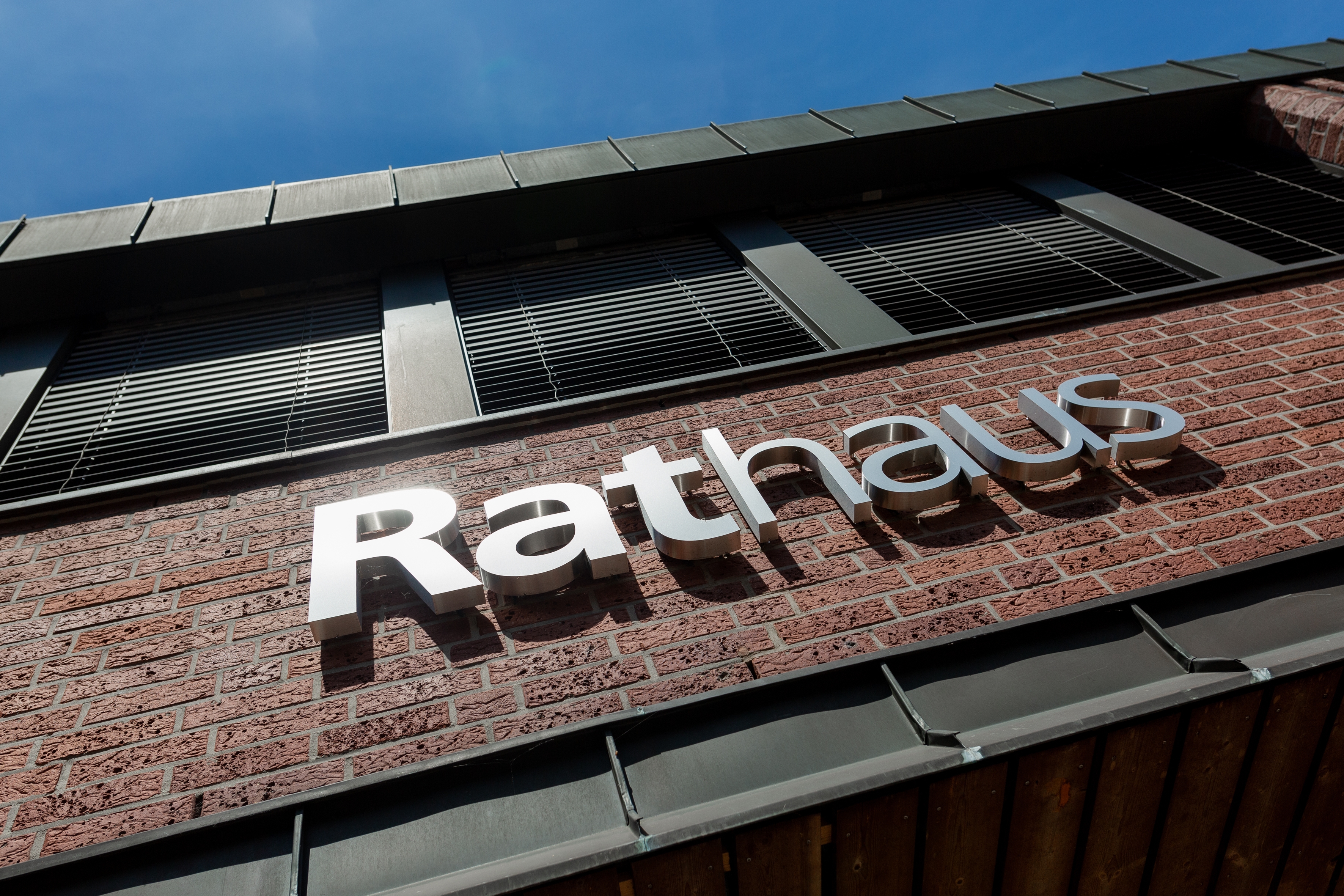 Rathaus Schriftzug