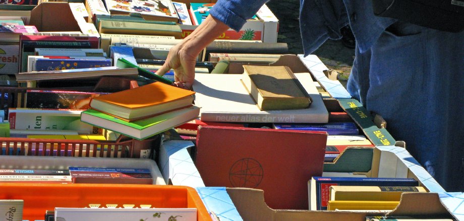 Flohmarkt Flohmarkt