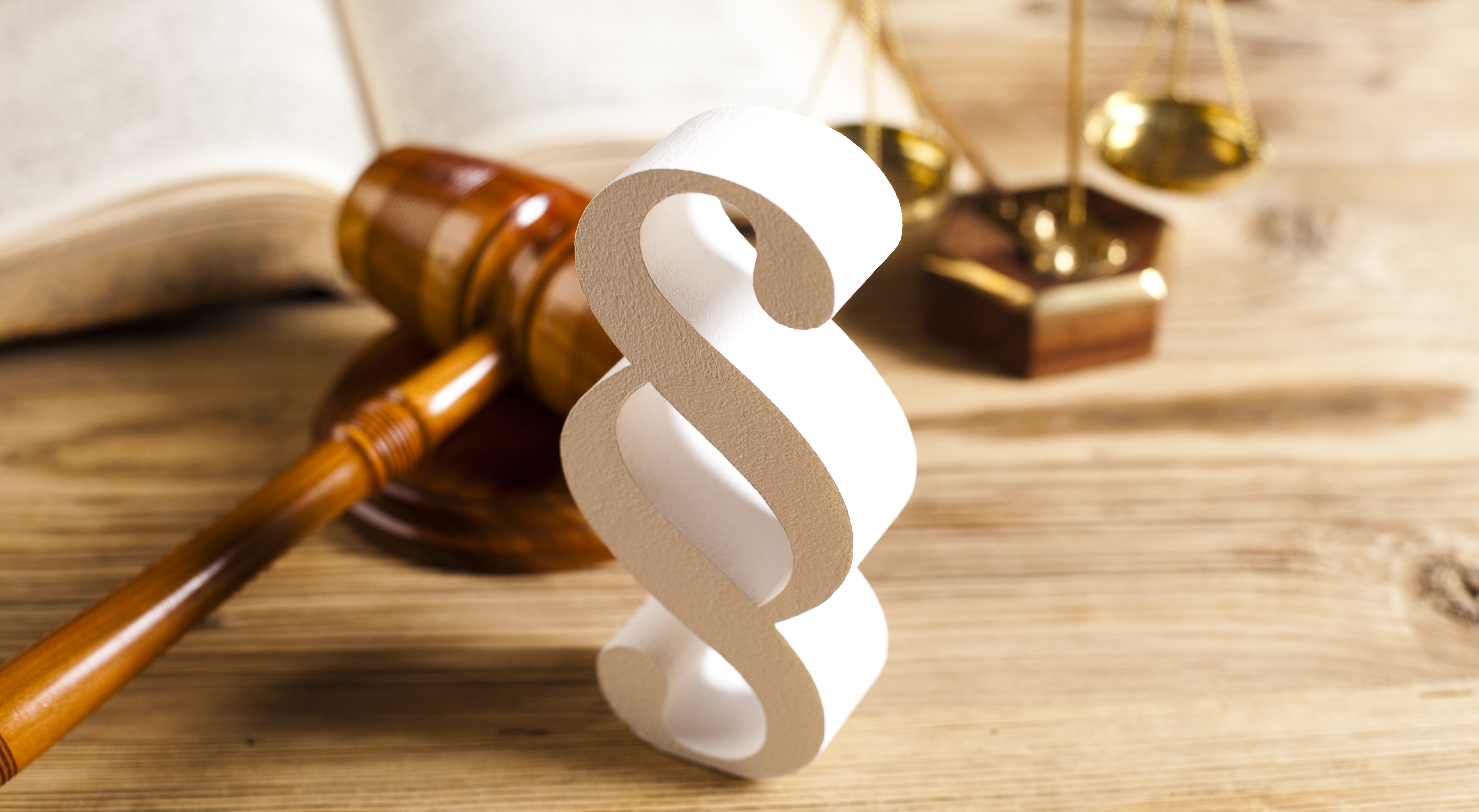 Wooden gavel barrister, justice concept, paragraph